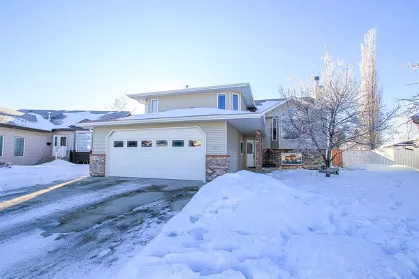 Red Deer, AB T4P 4A6,327 300 Ramage Close