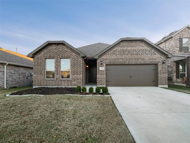 1728 Ranch Trail Road, Aubrey, TX 76227