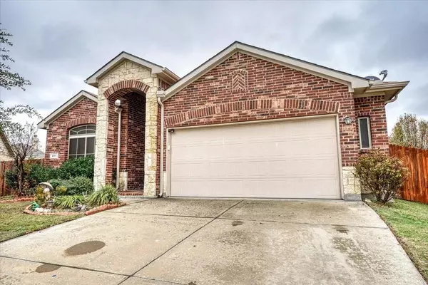 401 Chatamridge Court, Fort Worth, TX 76052