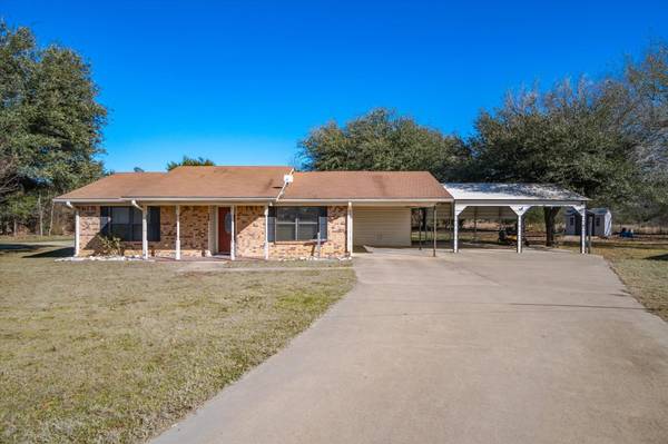 221 VZ County Road 4500, Ben Wheeler, TX 75754