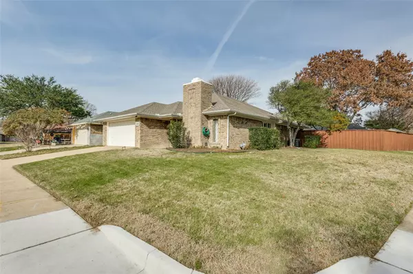 3201 Laurel Oaks Court, Garland, TX 75044