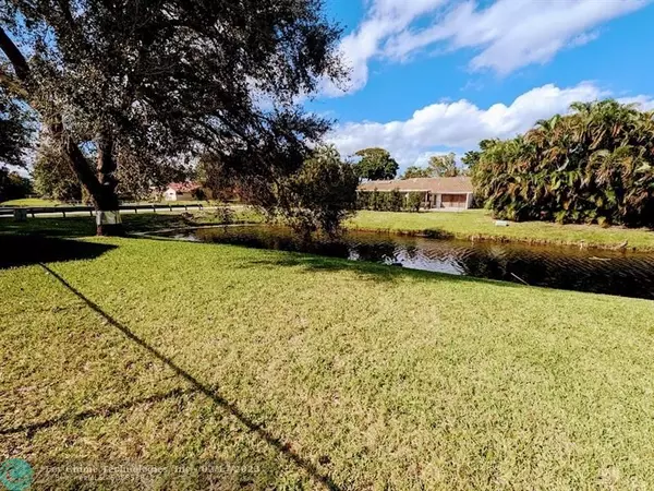 Coral Springs, FL 33071,8393 NW 6th Ct