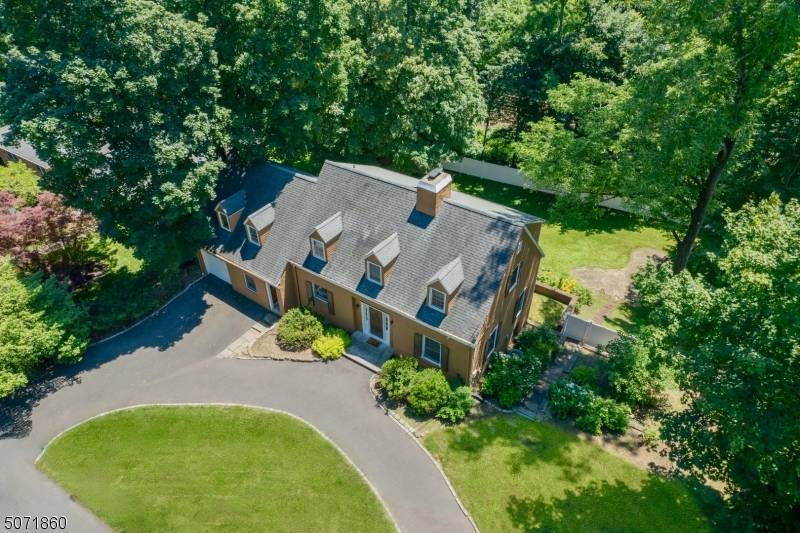 50 South Terrace, Millburn Twp., NJ 07078