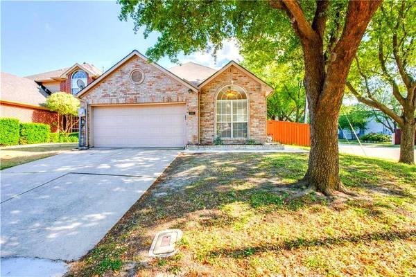 940 Golden Grove Drive, Lewisville, TX 75067