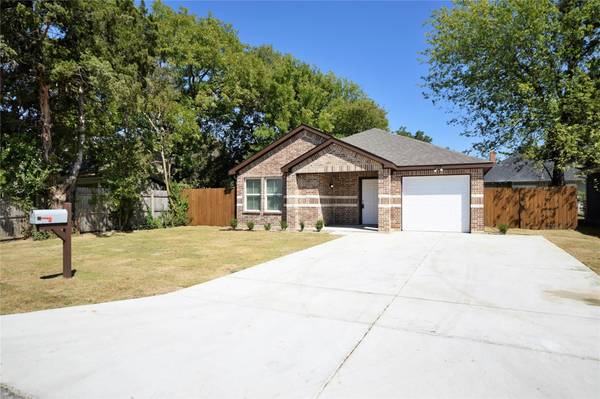 205 S Dallas Street, Kemp, TX 75143