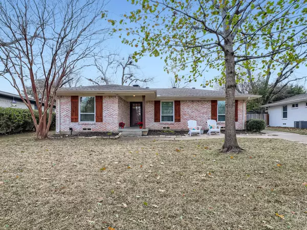 6908 Clemson Drive, Dallas, TX 75214