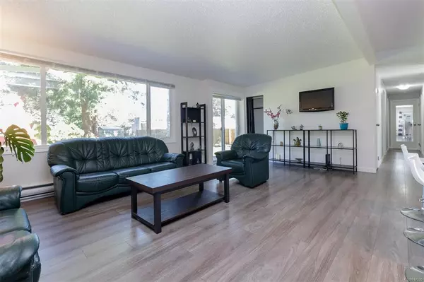 Lantzville, BC V0R 2H0,7800 Lantzville Rd