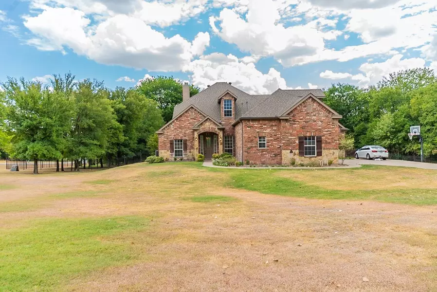 101 Deer Crossing Way, Azle, TX 76020