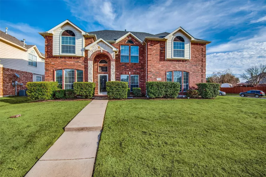 2812 Claremont Drive, Mansfield, TX 76063