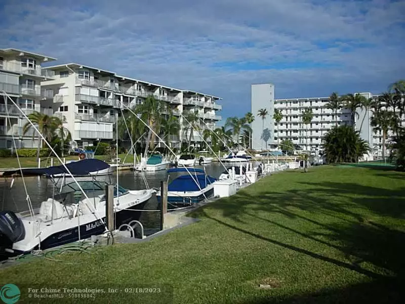 Deerfield Beach, FL 33441,1511 SE 15th Ct  #202