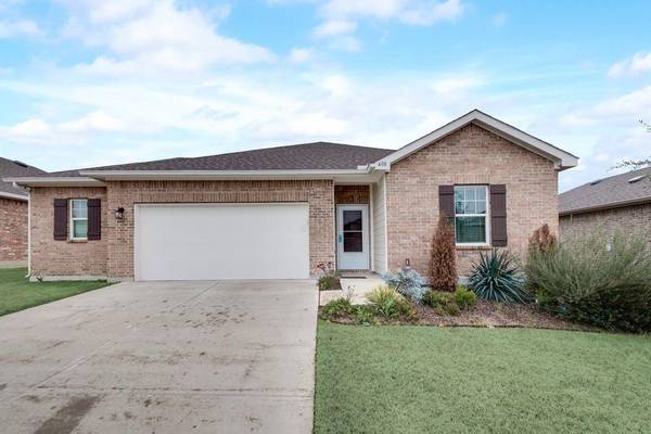 408 Stone Creek Boulevard, Glenn Heights, TX 75154