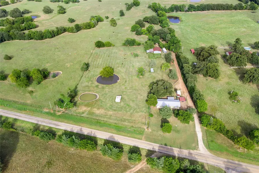 3802 FM 1896, Mount Vernon, TX 75457