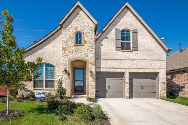 304 Moonvine Drive, Little Elm, TX 75068