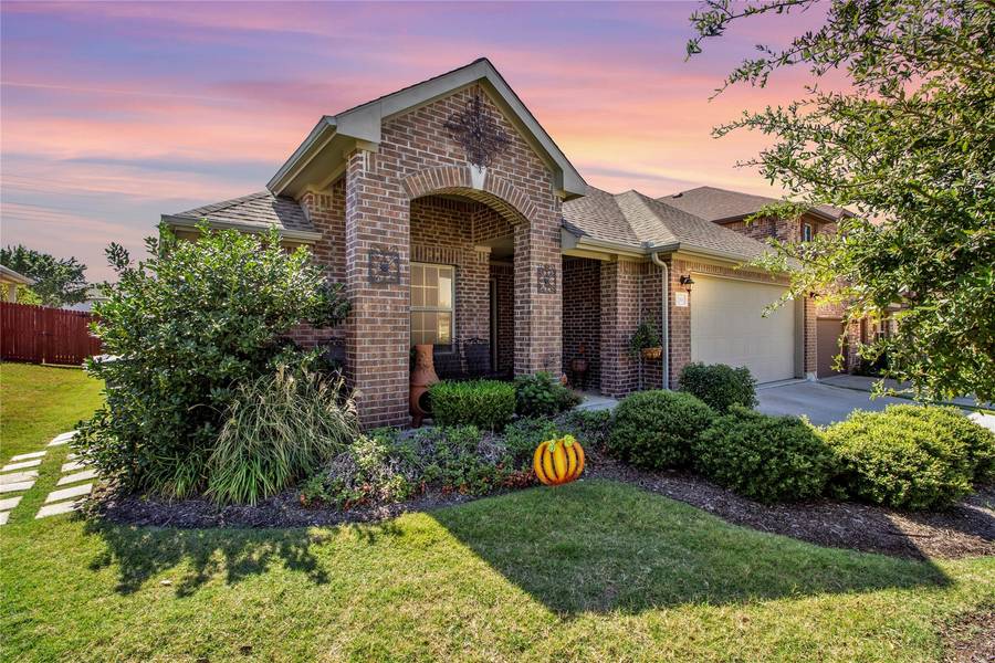 1286 Lasso Drive, Little Elm, TX 75068