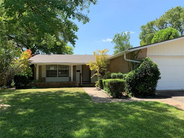 803 Loganwood Avenue, Richardson, TX 75080