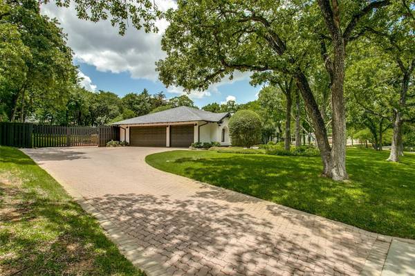 1281 Cypress Creek Court, Southlake, TX 76092