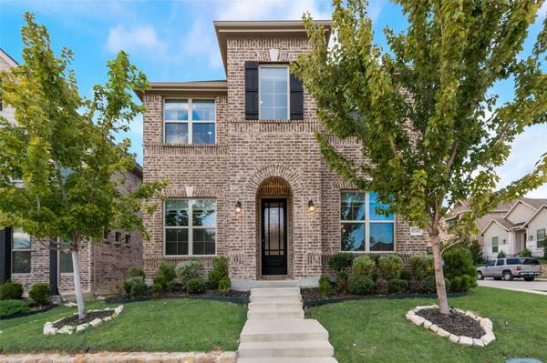 8243 Natchez Trail, Dallas, TX 75252