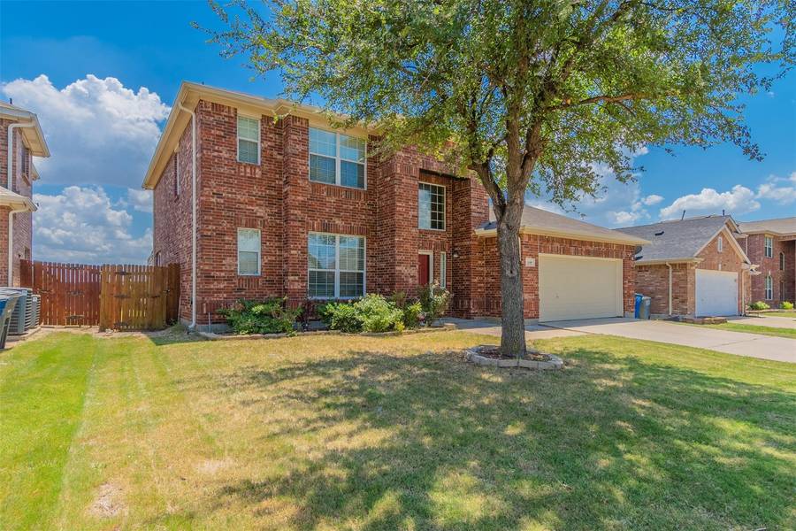 448 Willowlake Drive, Little Elm, TX 75068