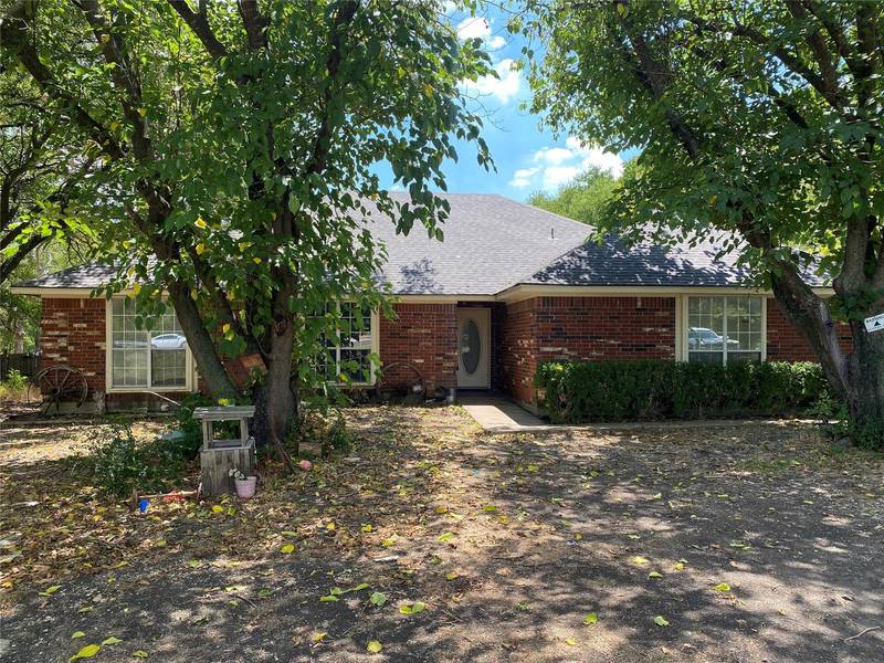 871 E Ovilla Road, Red Oak, TX 75154