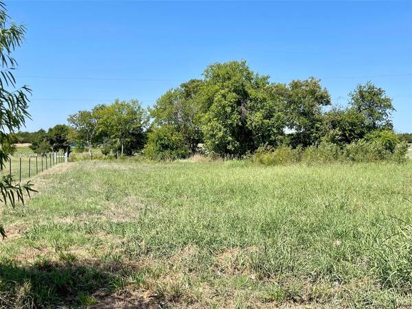 4854 County Road 1037, Celeste, TX 75423