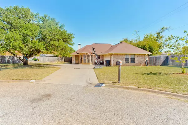 Cleburne, TX 76033,503 Preston Court