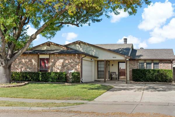 5613 Powers Street, The Colony, TX 75056