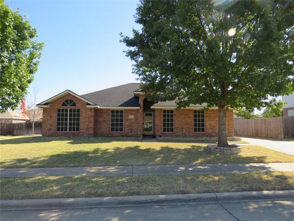 1112 Urban Drive, Desoto, TX 75115