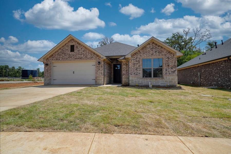 512 Cornerstone Road, Lindale, TX 75771