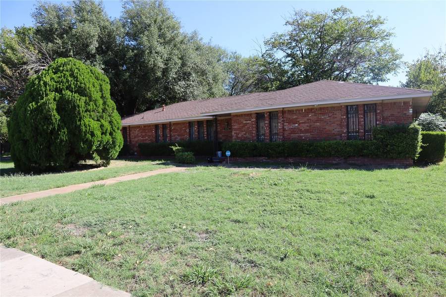 116 Williams Avenue, Desoto, TX 75115