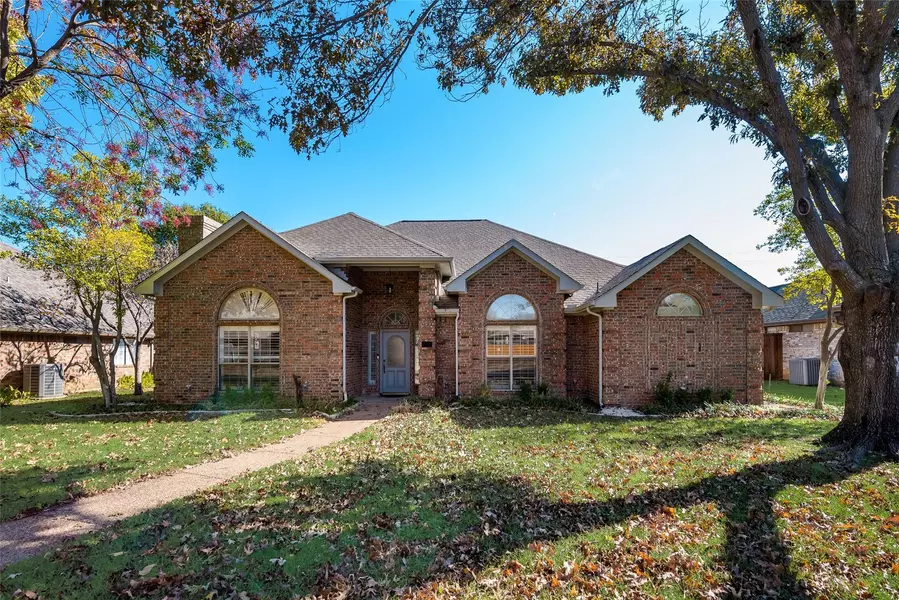 350 Greentree Drive, Coppell, TX 75019