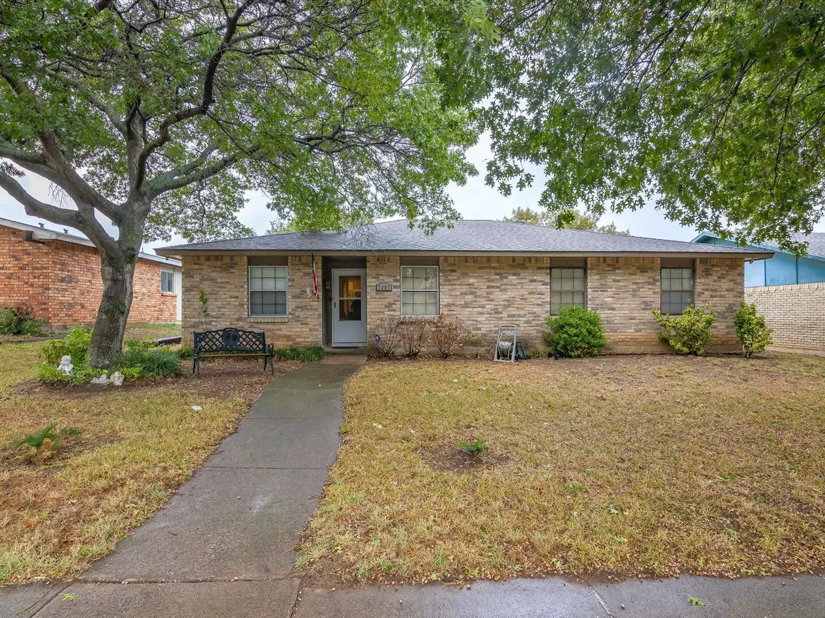 Dallas, TX 75249,7307 Lost Canyon Drive