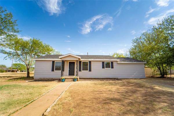 509 W 3rd Street, Breckenridge, TX 76424