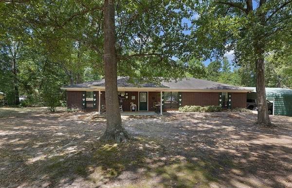 123 Private Road 1118, Gilmer, TX 75645