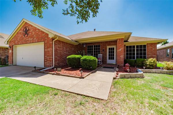 419 Chinaberry Trail, Forney, TX 75126