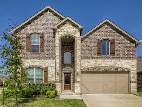 4545 Hemingway Avenue, Aubrey, TX 76227