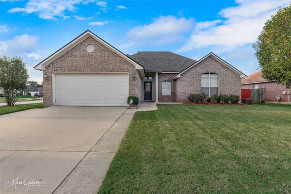 225 Avondale Lane, Bossier City, LA 71112