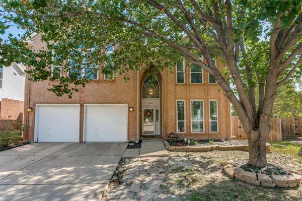 4124 Lone Oak Lane, Bedford, TX 76021