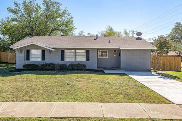 2904 Old North, Farmers Branch, TX 75234