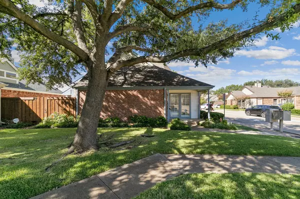 Dallas, TX 75287,4116 Hollow Oak Drive