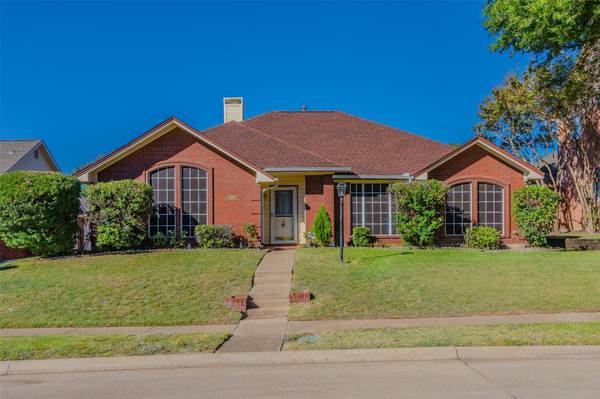 1422 Dudley Drive, Carrollton, TX 75007