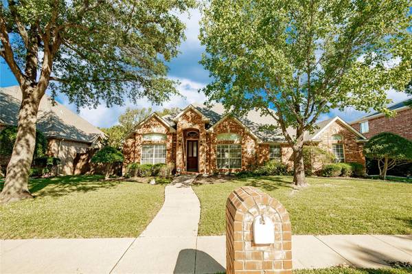 500 Lancashire Drive, Flower Mound, TX 75028