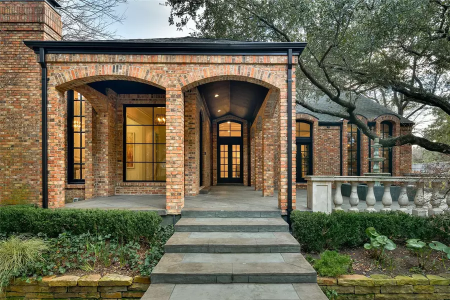 4730 Royal Lane, Dallas, TX 75229