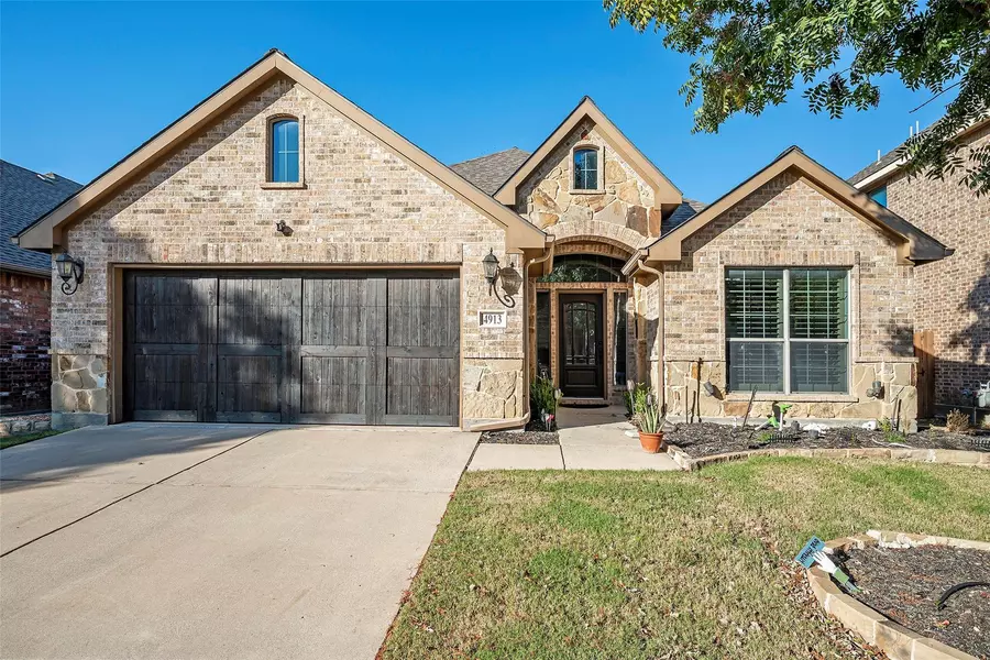 4913 Van Zandt Drive, Fort Worth, TX 76244