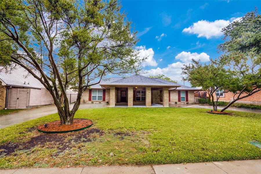 2719 N Surrey Drive, Carrollton, TX 75006