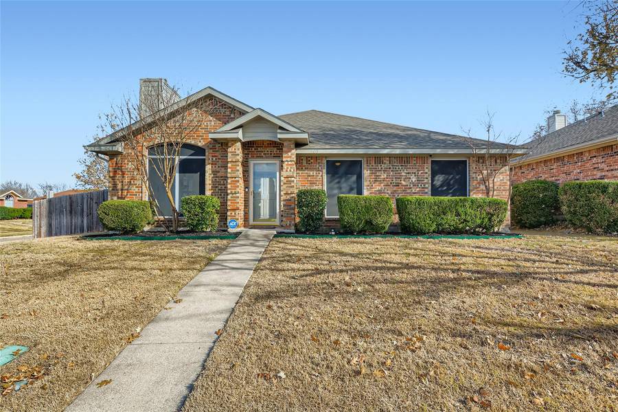 200 Wedgewood Lane, Cedar Hill, TX 75104