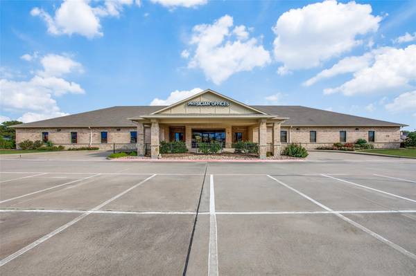 1101 W Interstate 30, Royse City, TX 75189