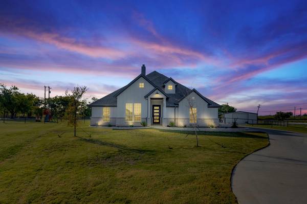 1505 Horseshoe Court, Justin, TX 76247