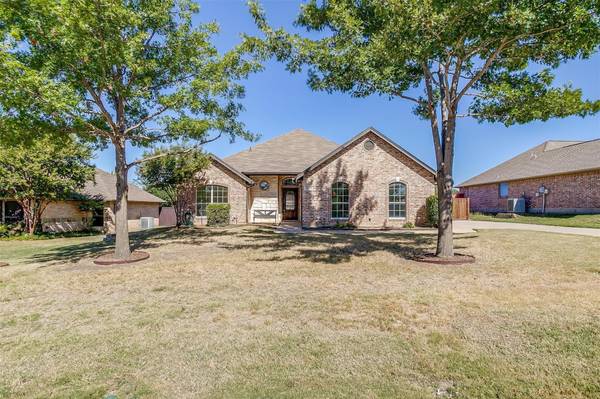 5917 Chapman Road, Watauga, TX 76148