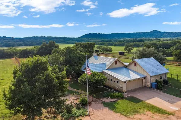 Llano, TX 78643,295 County Road 306