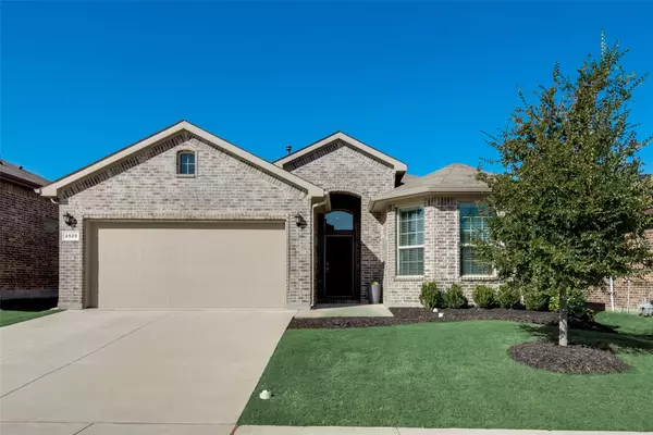 2525 Clay Creek Lane, Fort Worth, TX 76177